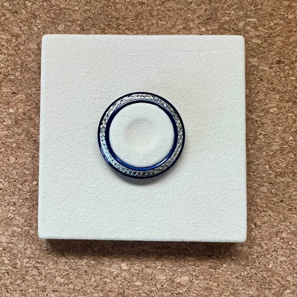 Gucci Watch Bezel – Blue & Silver – Swiss Made – Original Box - Picture 3 of 6